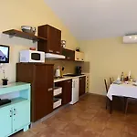 Family-friendly With Swimming Pool Tar - Porec - 22755 דירה Tar-Vabriga