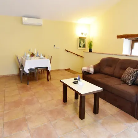 Family-friendly With Swimming Pool Tar - Porec - 22755 * Tar-Vabriga