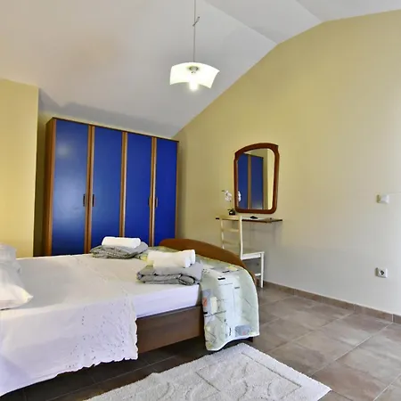 Family-friendly With Swimming Pool Tar - Porec - 22755 Apartmán Tar-Vabriga