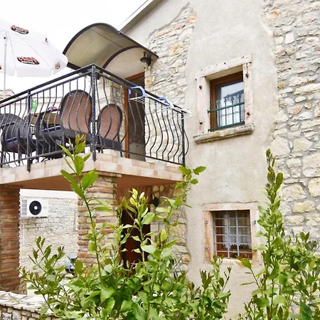 Apartment Family Friendly With A Swimming Pool Tar, Porec - 22755 Tar-Vabriga