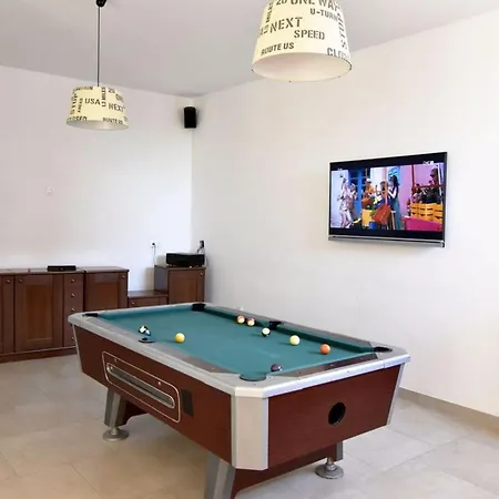 Family-friendly With Swimming Pool Tar - Porec - 22755 Apartmán Tar-Vabriga